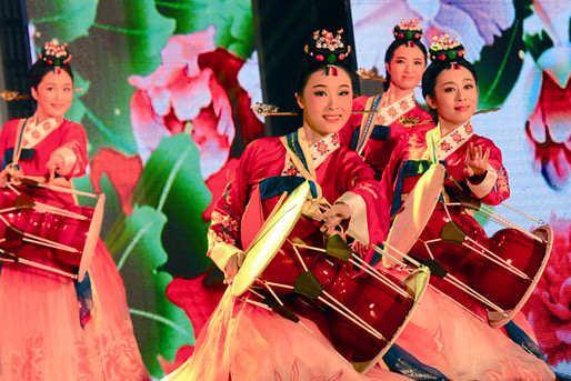 1418018525350622ghWC.jpg 02版(开学补)配图(选配).JPG